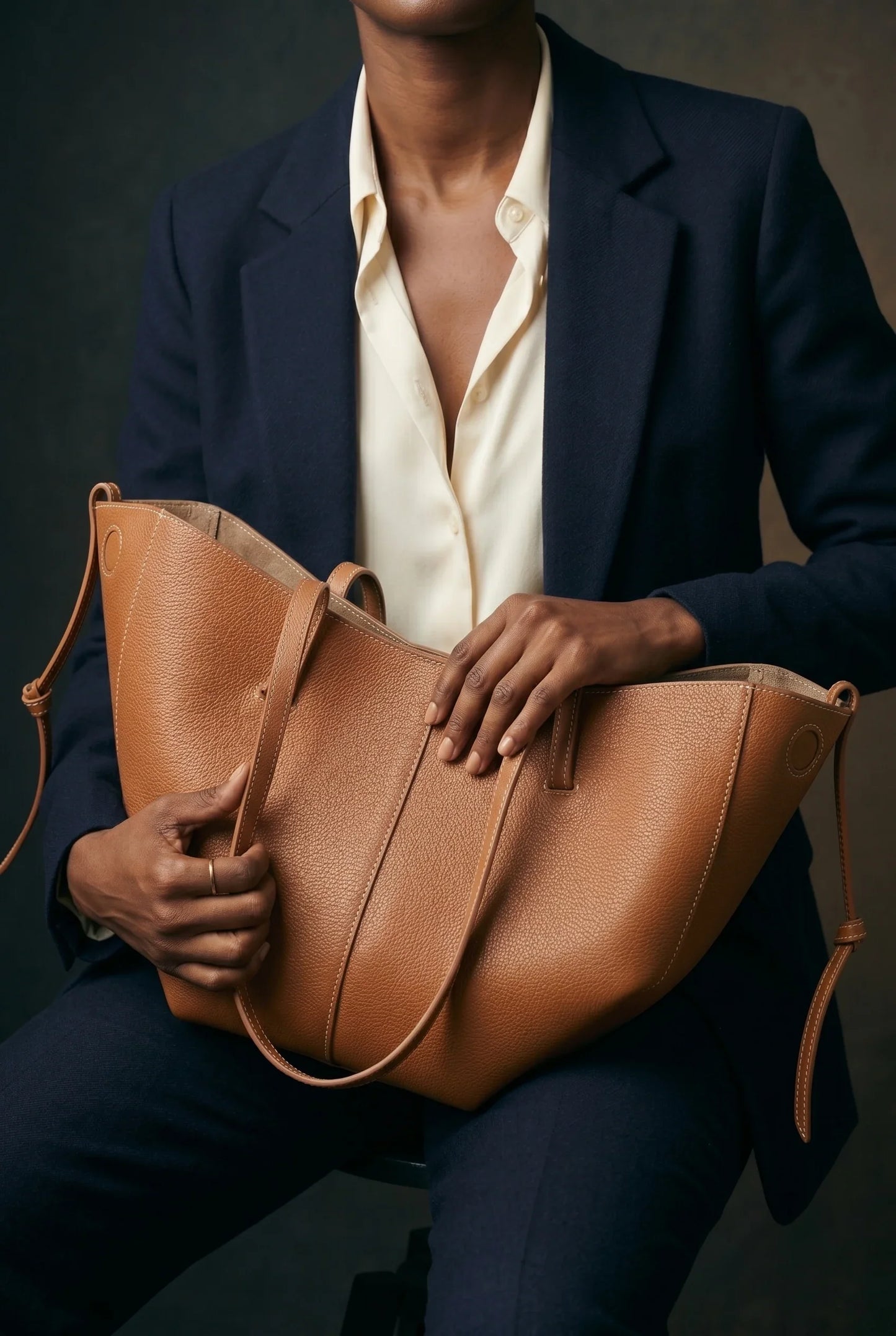 Leather Tote Bag Soft Dumpling Top Handle Shoulder Bag Large Capacity_model