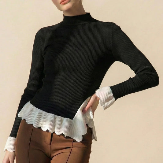 Lunezzo Noir Contrast Ruffle Blouse