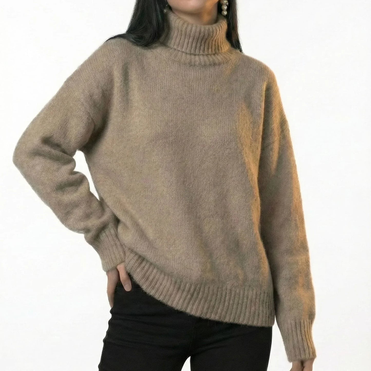 Lunezzo Soft Touch Turtleneck Sweater 3